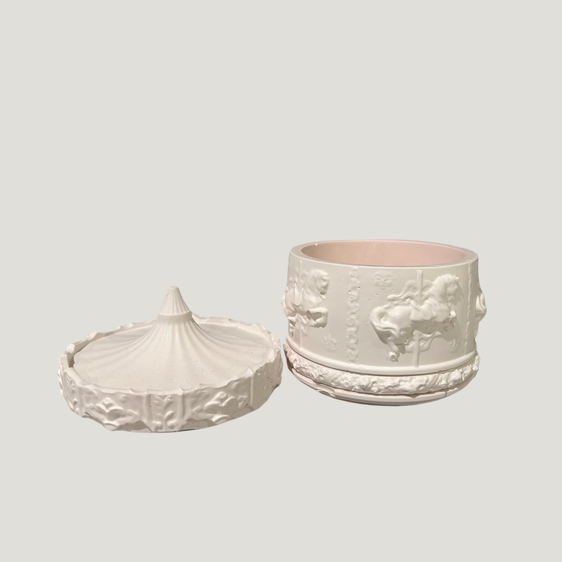 Aura Vintage Look Carousel Jar