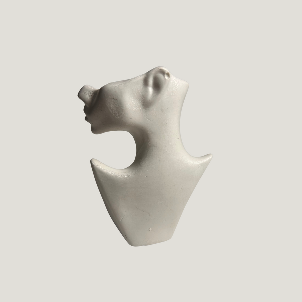 Anaya Vase