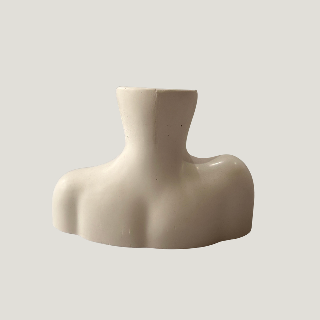 Nina Vase