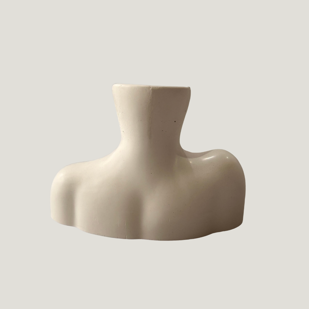 Nina Vase