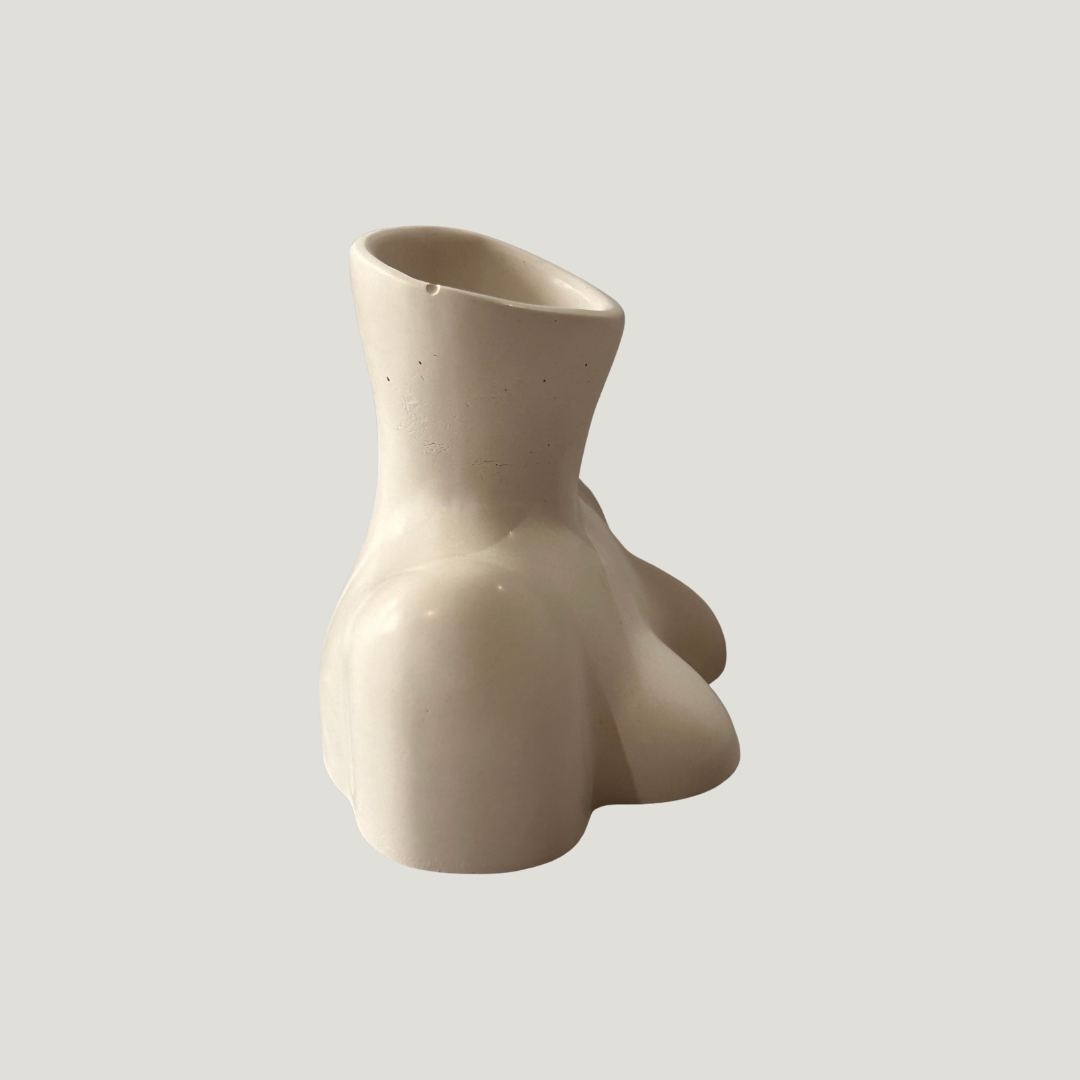 Nina Vase