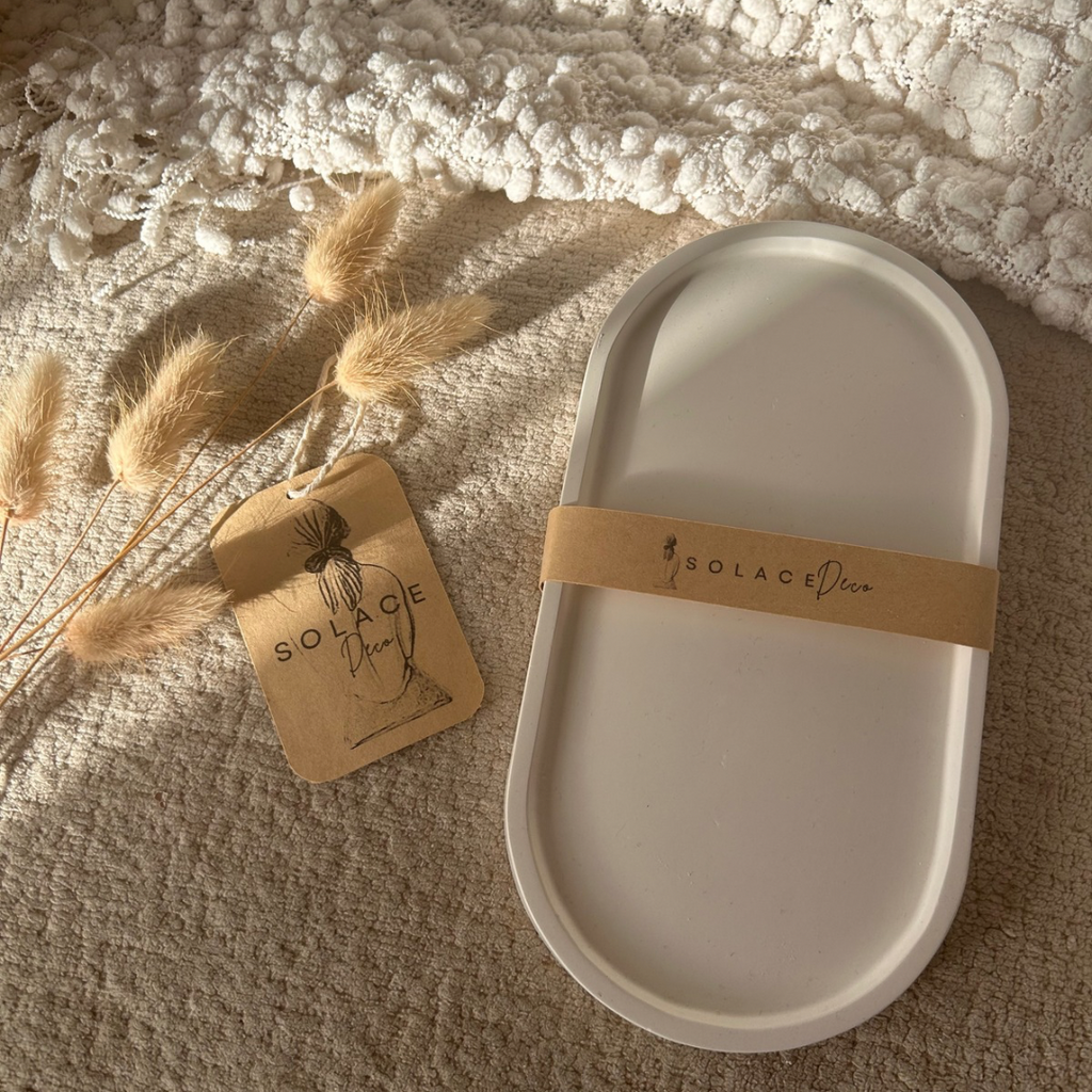 Daisy Oval Tray